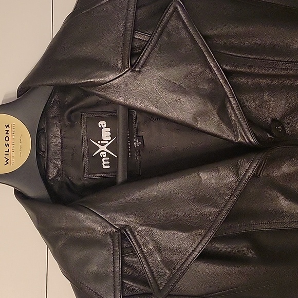 Leather jacket - Picture 7 of 8